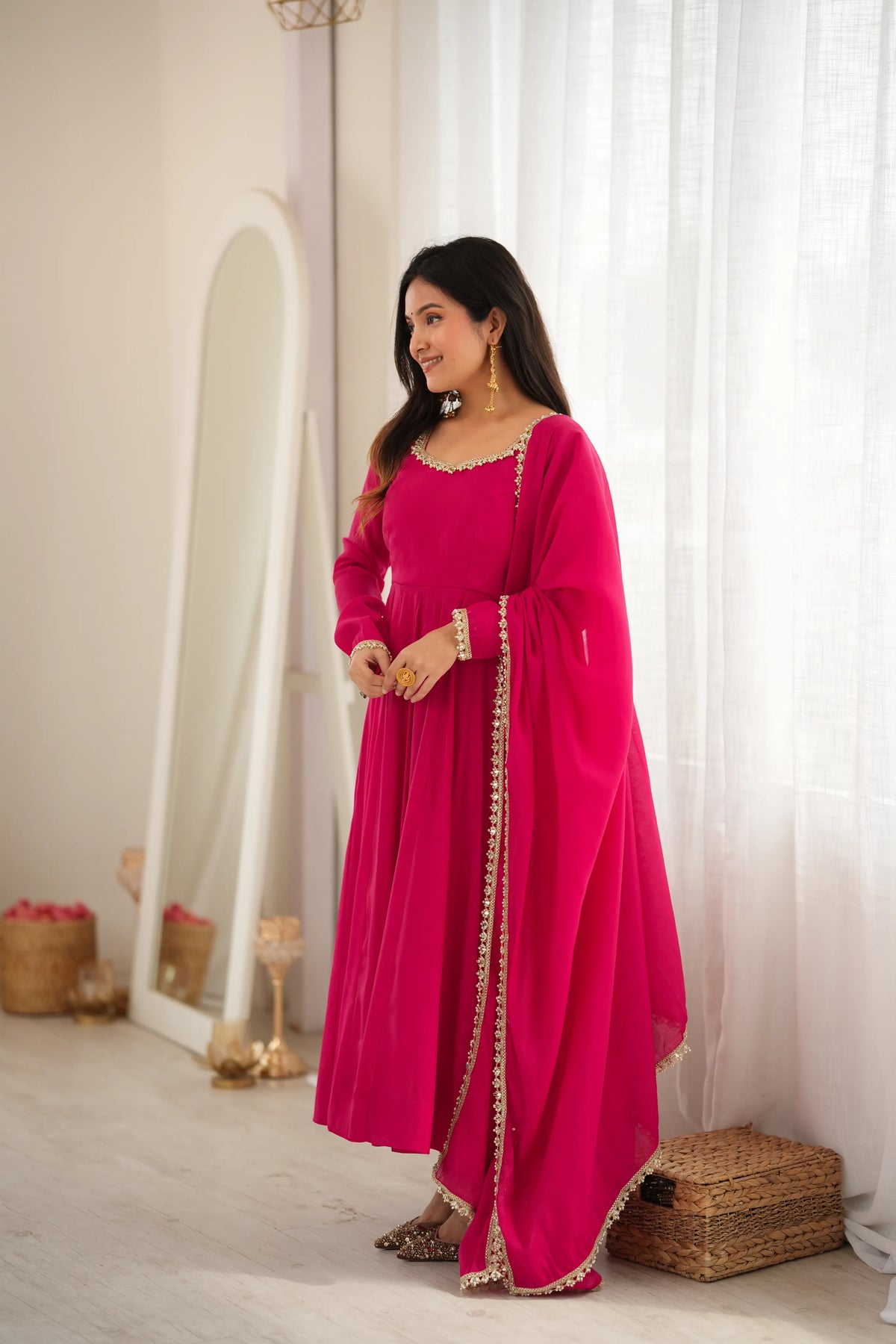 Premium Pure Mal Chanderi 16 Kali Anarkali Gown Set with Dupatta & Pant