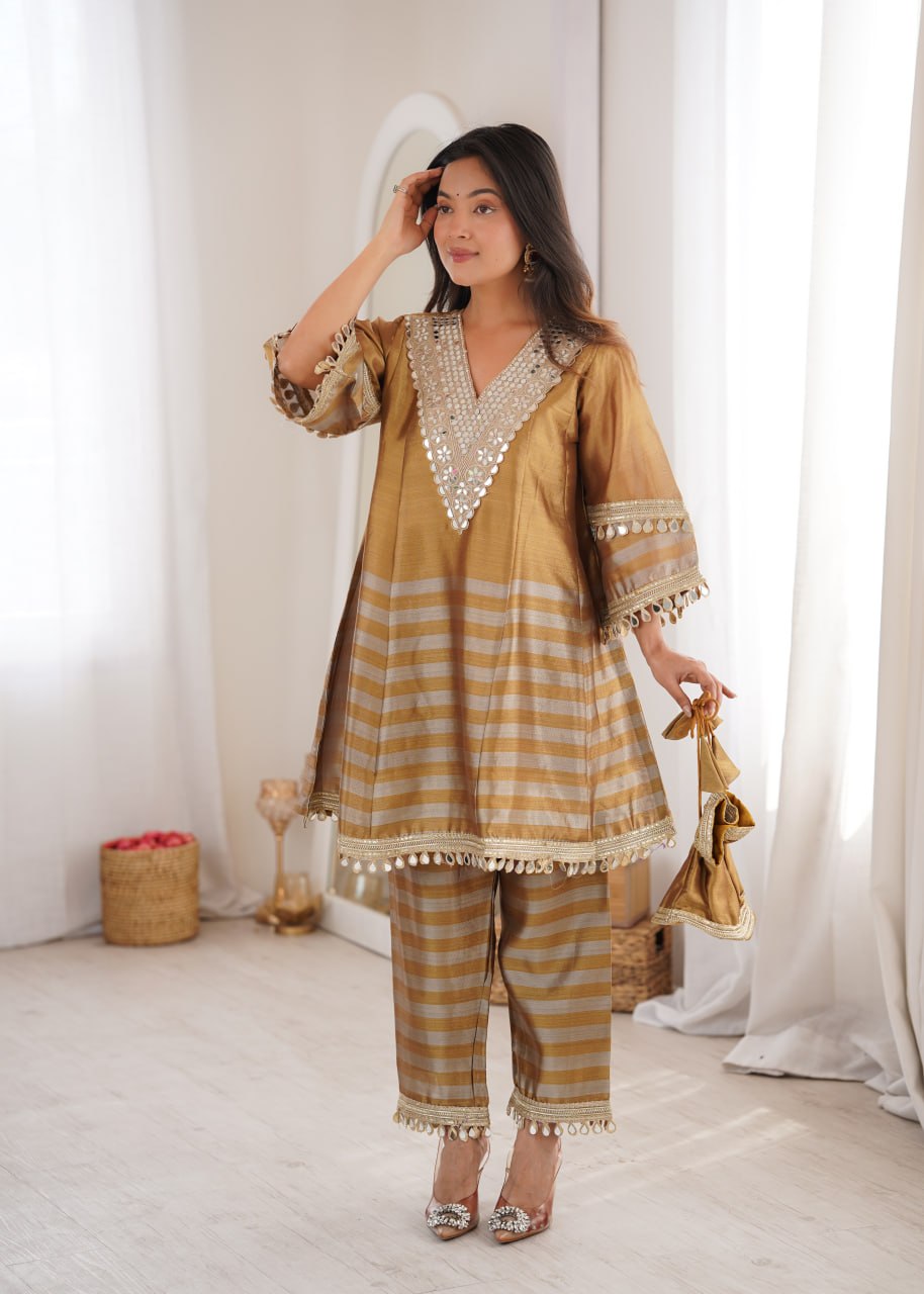 Premium Two-Tone Tissue Mirror Work Top-Bottom Set with Batwa