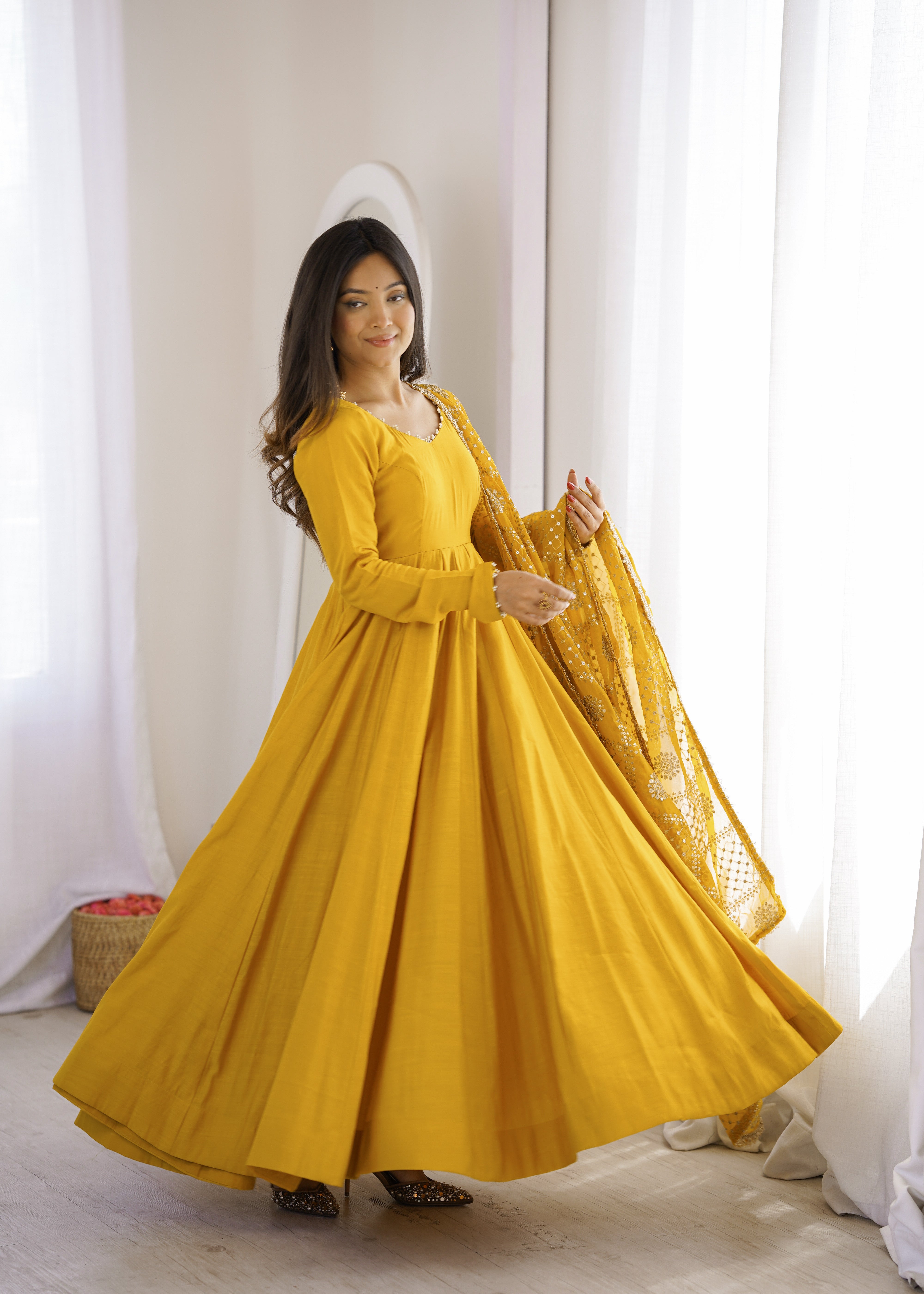 Premium Pure Romansilk Chanderi Fully Flared Anarkali Gown Set