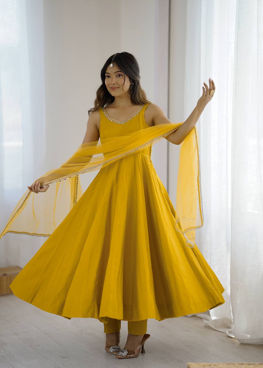 Premium Pure Romansilk Chanderi 4 Meter Flared Anarkali Gown Set