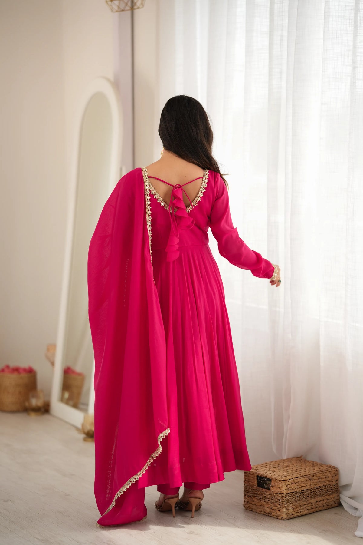 Premium Pure Mal Chanderi 16 Kali Anarkali Gown Set with Dupatta & Pant