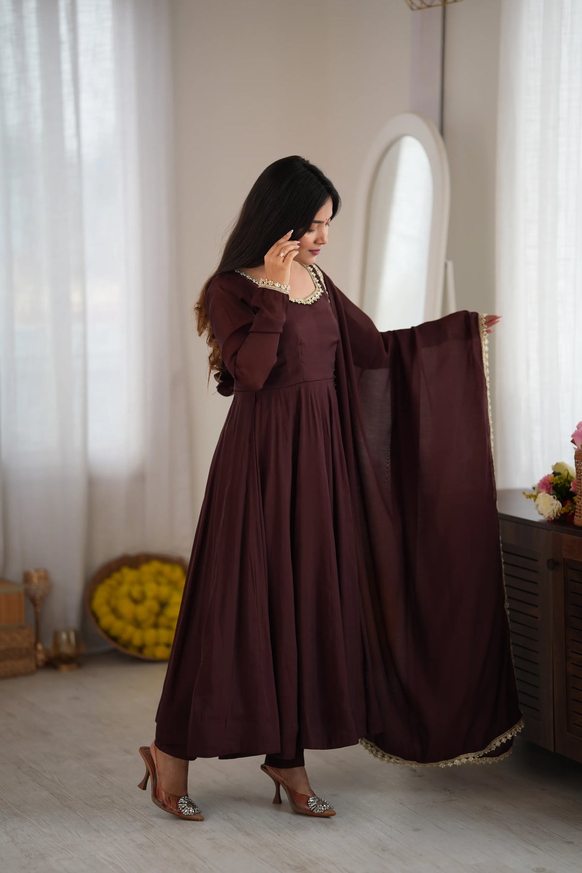 Premium Pure Mal Chanderi 16 Kali Anarkali Gown Set with Dupatta & Pant