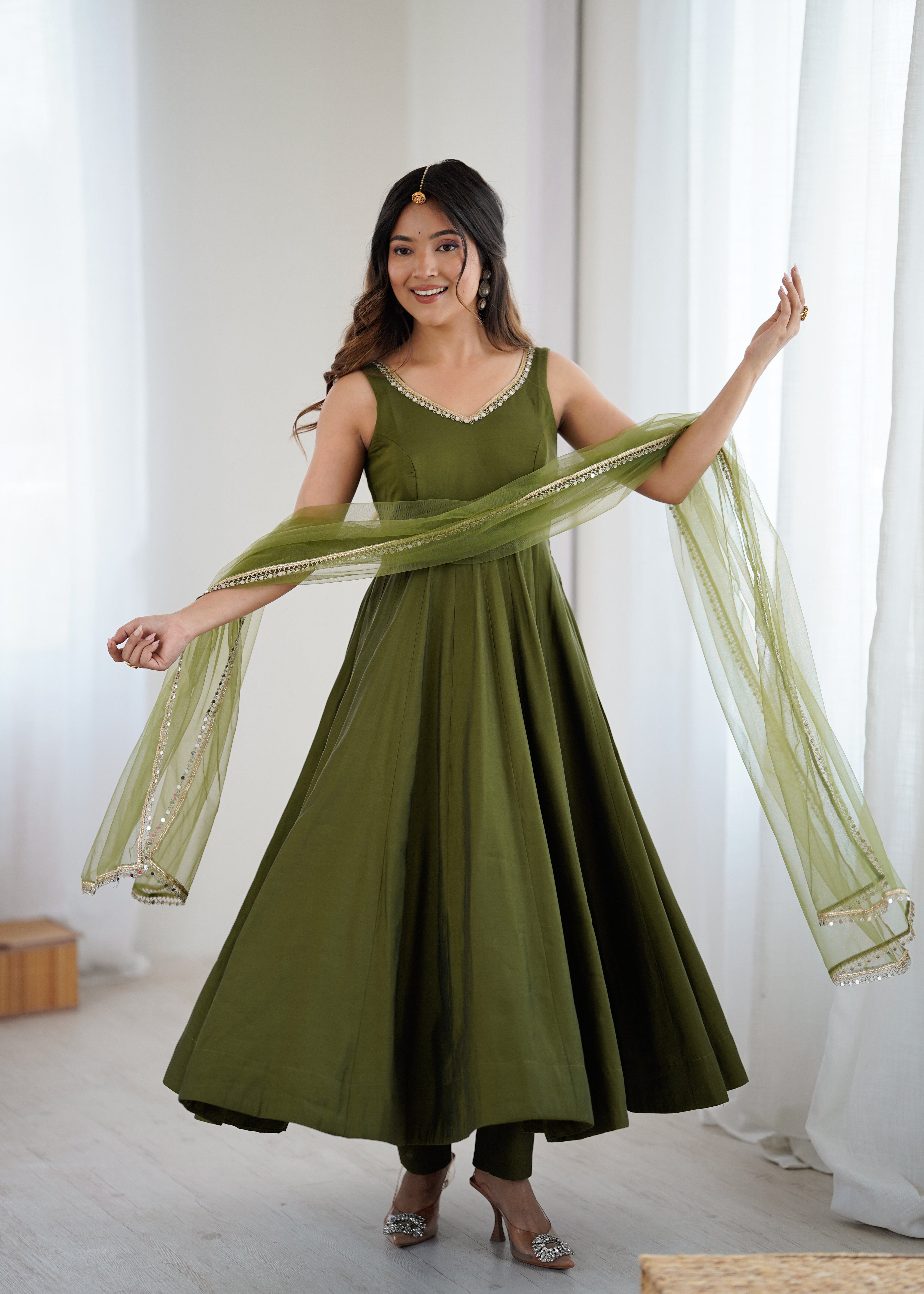Premium Pure Romansilk Chanderi 4 Meter Flared Anarkali Gown Set
