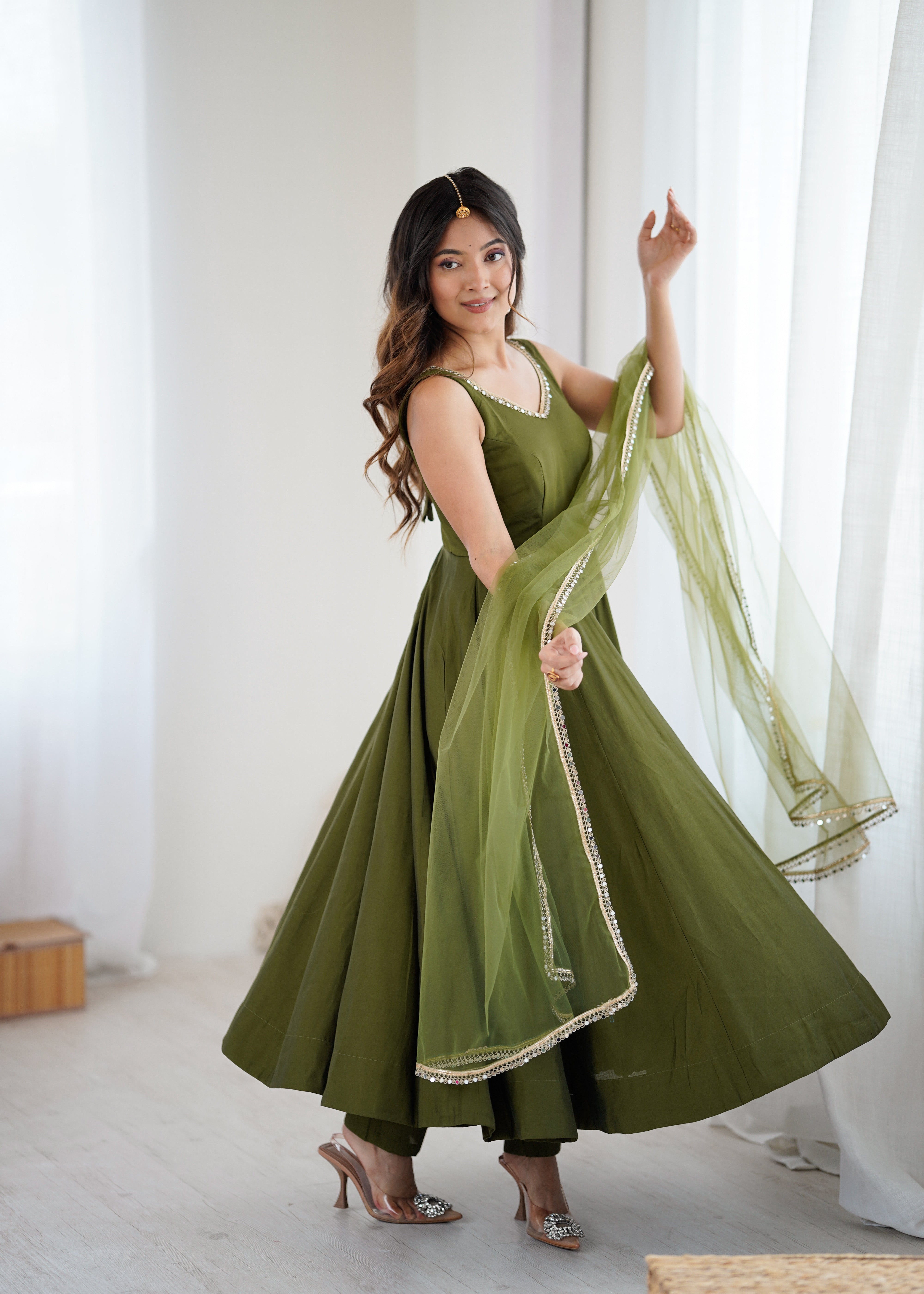 Premium Pure Romansilk Chanderi 4 Meter Flared Anarkali Gown Set