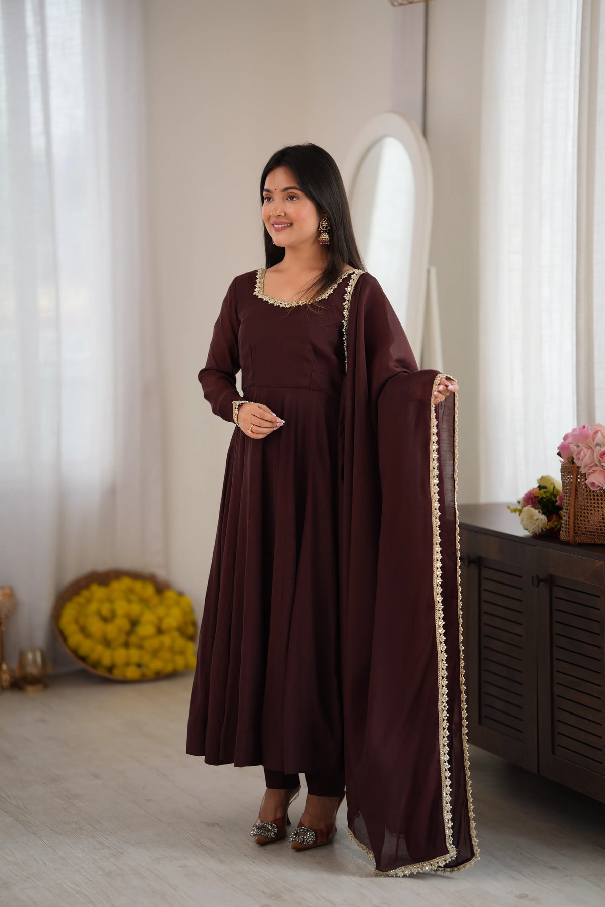 Premium Pure Mal Chanderi 16 Kali Anarkali Gown Set with Dupatta & Pant